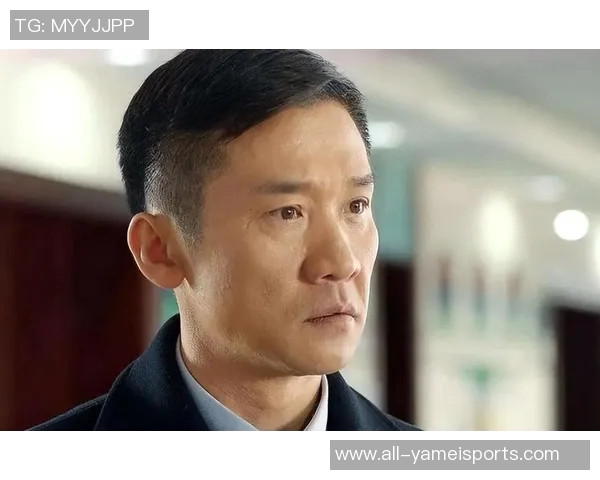 狄龙两节半遭遇6犯离场全场表现平平仅得12分2板1助1断 狄龙两节半遭遇6犯离场全场表现平平仅得12分2板1助1断